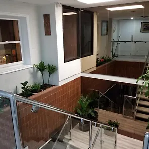 Mini-hôtel Xs Dealz