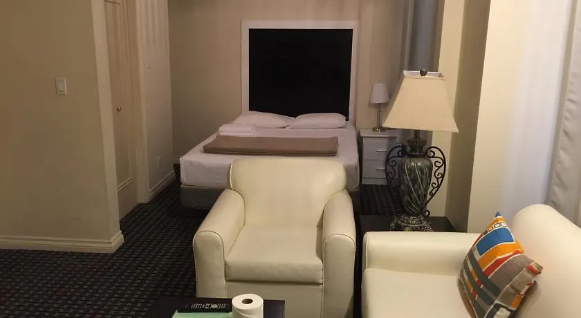 Adas Guesthouse Toronto Guest house