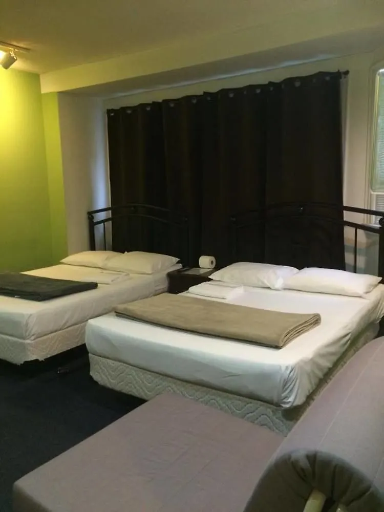 Adas Guesthouse Toronto 2*,  Canada