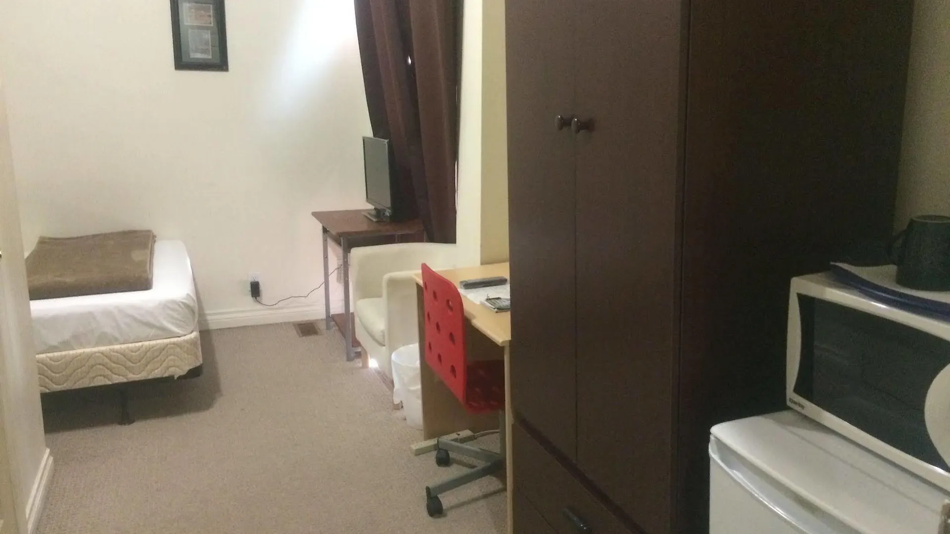 Guest house Adas Guesthouse Toronto
